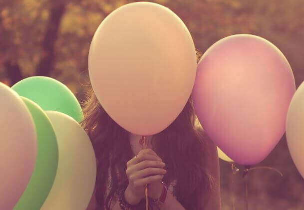 Wir sind ein Luftballon der Gefühle in einer Welt voller Stecknadeln