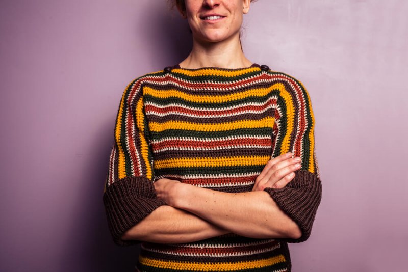 Diese 8 Botschaften übermitteln wir, wenn wir die Arme verschränken