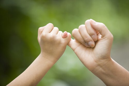 Hand in Hand