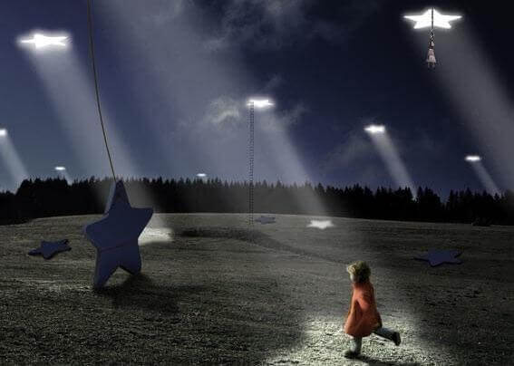 Kind rennt auf Stern zu