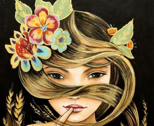 Frau-mit-Blumen-im-Haar