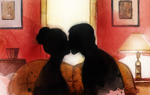 Silhouette eines sich küssenden Paares