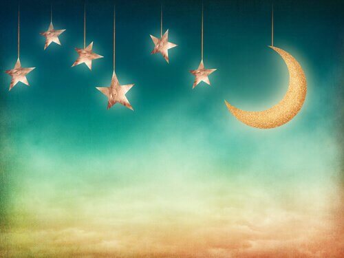 Haengende-Sterne-und-Mond