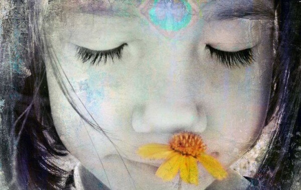 maedchen-mit-blume