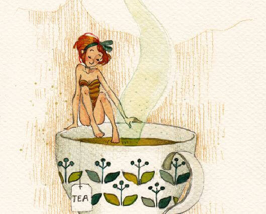 frau-badet-im-tee