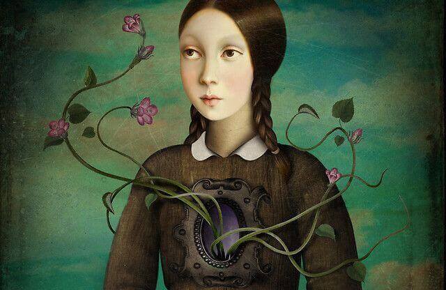 frau-mit-aus-der-brust-rankenden-blumen