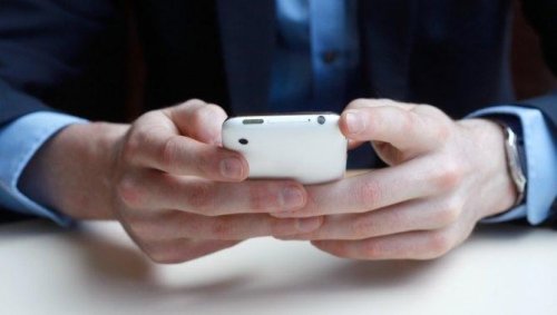 Das WhatsApp-Pärchen: Nachrichten in Beziehungen