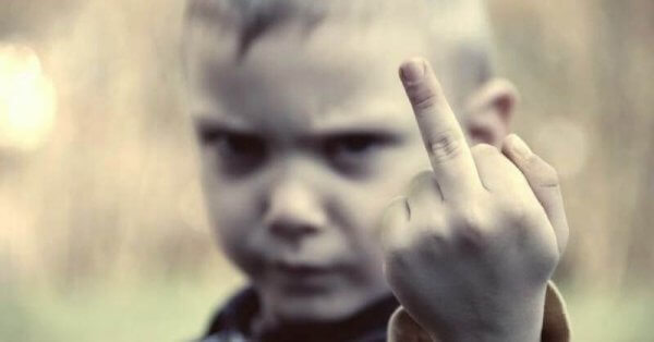 Die 10 Gebote, die dein Kind verderben