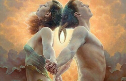 Ein Paar, das sich Rücken an Rücken die Hände hält