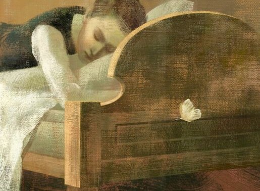 Mädchen liegt auf einem Bett