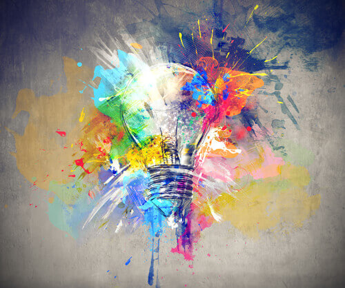 mit Farben besprenkelte Glühlampe