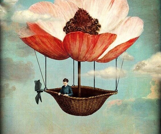 Heißluftballon in Form einer Blume