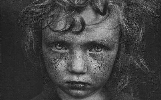 5 Charaktereigenschaften, die auf Traumata in der Kindheit zurückzuführen sind