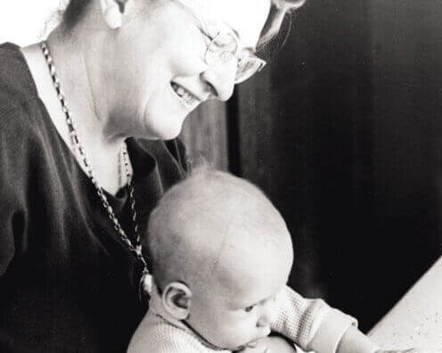Mary Ainsworth mit Baby