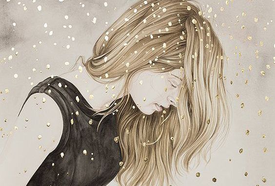 Frau in schwarzem Kleid steht mit gebeugtem Kopf in einem Regen aus Gold.
