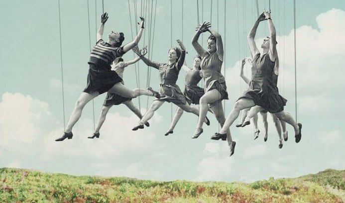 Frauen als Marionetten