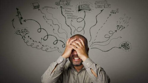 Mann, dem zu viel durch den Kopf geht