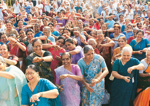 Lachyoga in Indien