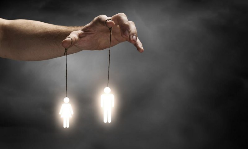 Wie wir auf 7 Arten unbemerkt manipuliert werden können