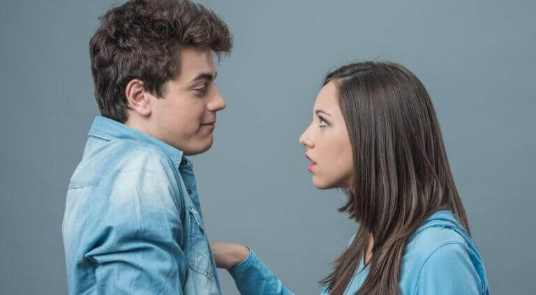 Sich streitendes Paar