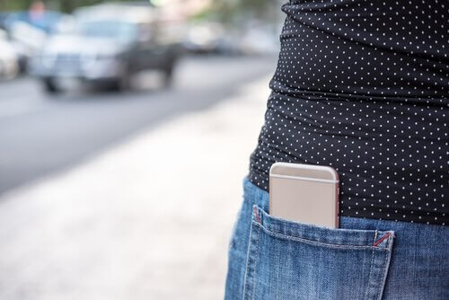Wir haben das Smartphone meist in unserer Tasche. Machen Smartphones dumm?