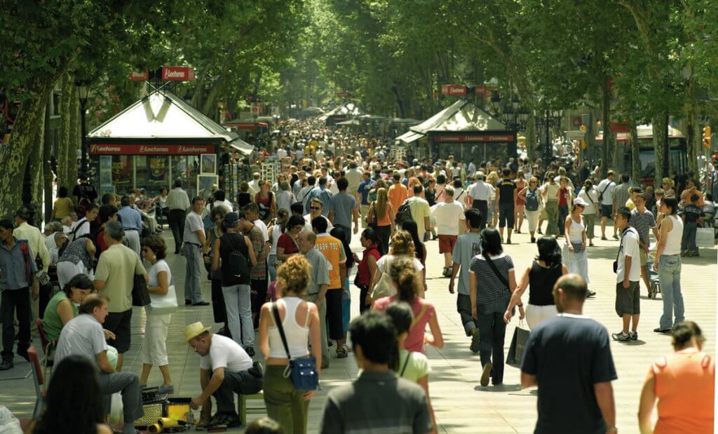 Menschenmenge auf der Rambla in Barcelona