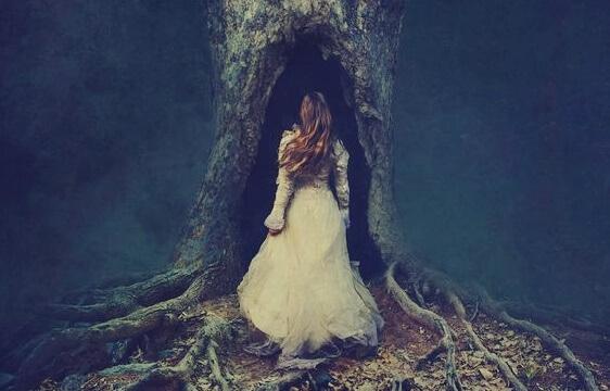 7 Anzeichen für ungelöstes emotionales Leid