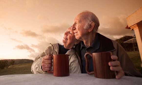 Durch ein gesundes Altern können neue Beziehungen entstehen