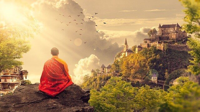 Ein buddhistischer Mönch meditiert