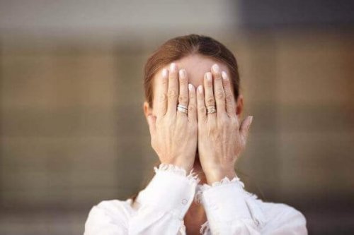 Agnosie: die Unfähigkeit, vertraute Dinge zu erkennen