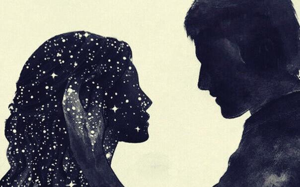 Profil eines Paares, das sich ansieht