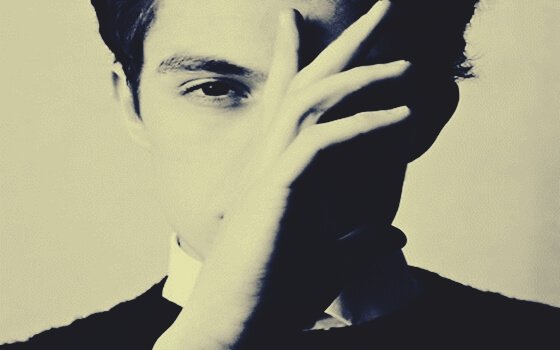 Das Cotard-Syndrom ist eine Erkrankung, bei der Betroffene überzeugt sind, dass sie tot wären.