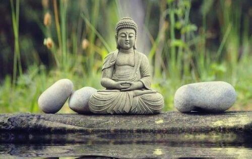 Asiatische Weisheit: die Tiefe und der Hintergrund