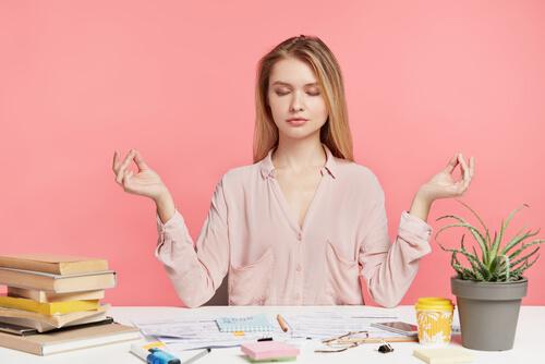 Aufmerksamkeitskontrolle als Schlüssel, um sich wieder mit der Gegenwart zu verbinden