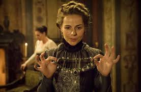 Lucrecia ist klassisch narzisstisch.