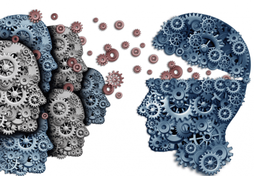 Köpfe aus Zahnrädern