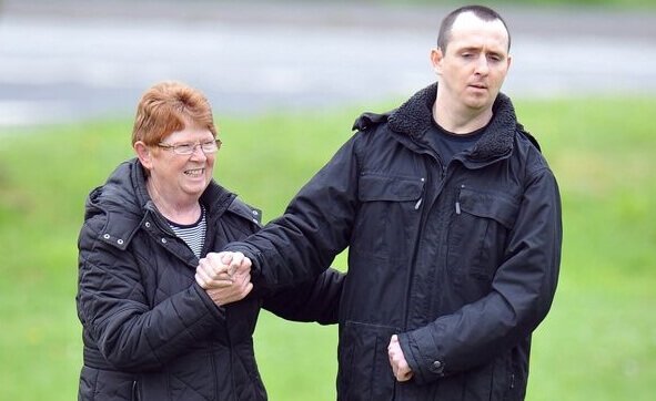 Paul Pugh: Ein Fall von pathologischem Lachen