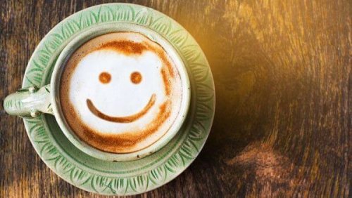 Smiley in einer Kaffetasse