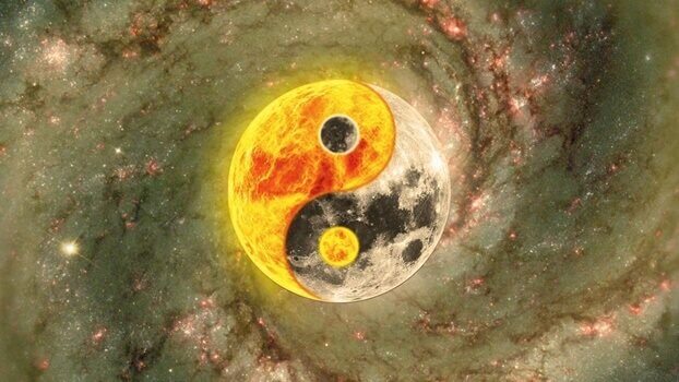 Yin und Yang als Sonne und Mond