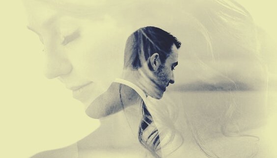 Bild von überlagerten Köpfen eines Pärchens