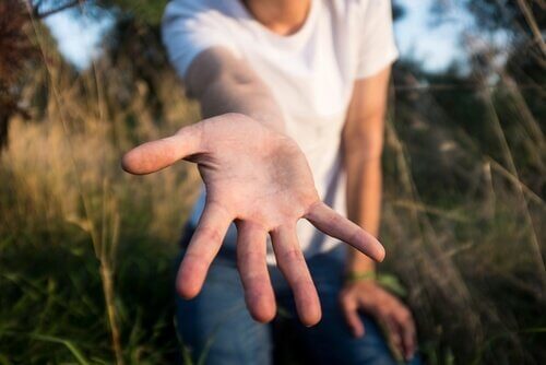 Helfende Hand als Symbol für das Plastilin-Syndrom