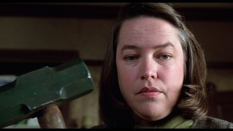 Annie Wilkes, Liebe und Obsession