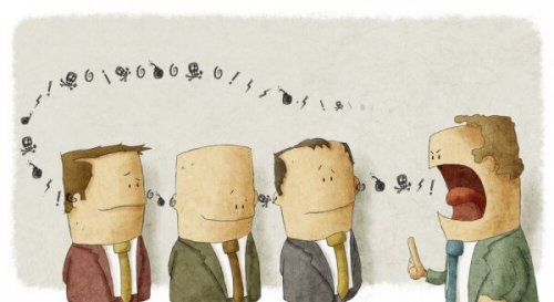 Chef schreit seine Angestellten an