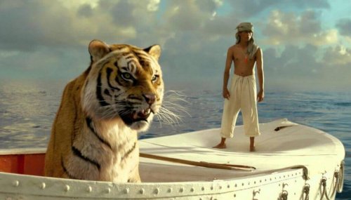 Pi und der Tiger auf dem Boot