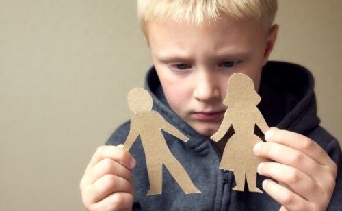 Wie wir mit Kindern über eine Trennung sprechen können