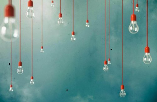 Hängende Glühlampen