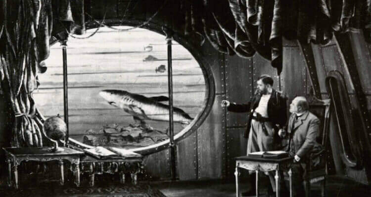 Julio Verne in einem U-Boot