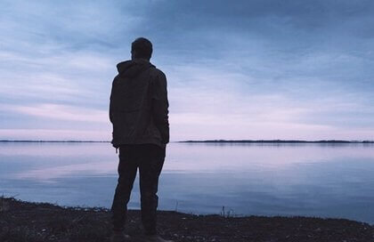 Mann am Meer