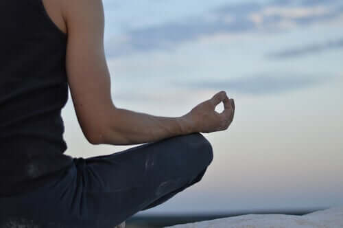 Welchen Einfluss hat Meditation auf dein Gehirn und deinen Körper?