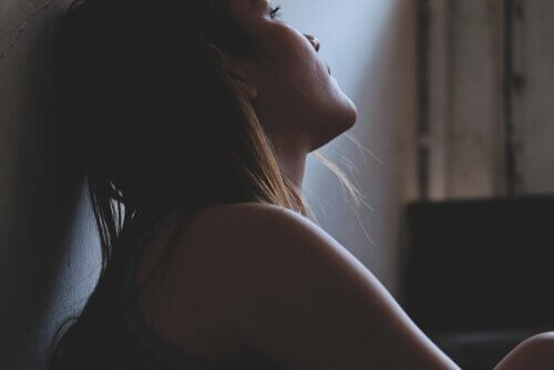 Die soktratische Befragung ist eine Therapieform, die für eine dependente Persönlichkeitsstörung